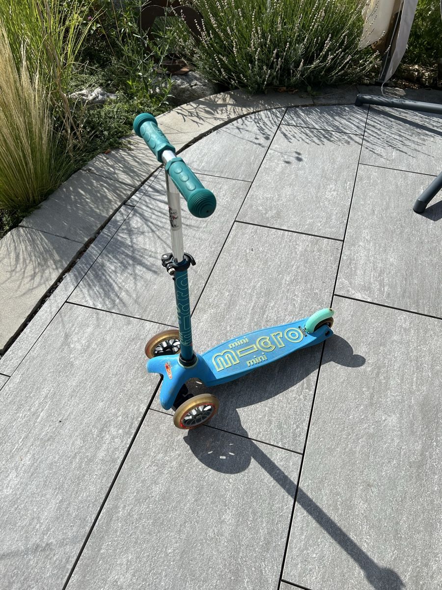 Micro Kickboard: Kinderroller Mini Micro türkis – D'occasion à Oberlunkhofen par doktor1313