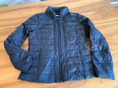 ARMAND THIERY schwarze leichte Daunenjacke Gr. 1