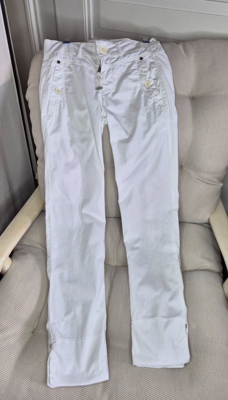 High Pantaloni: Hose High – Usato da Leissigen venduto da ali_k9v8 9
