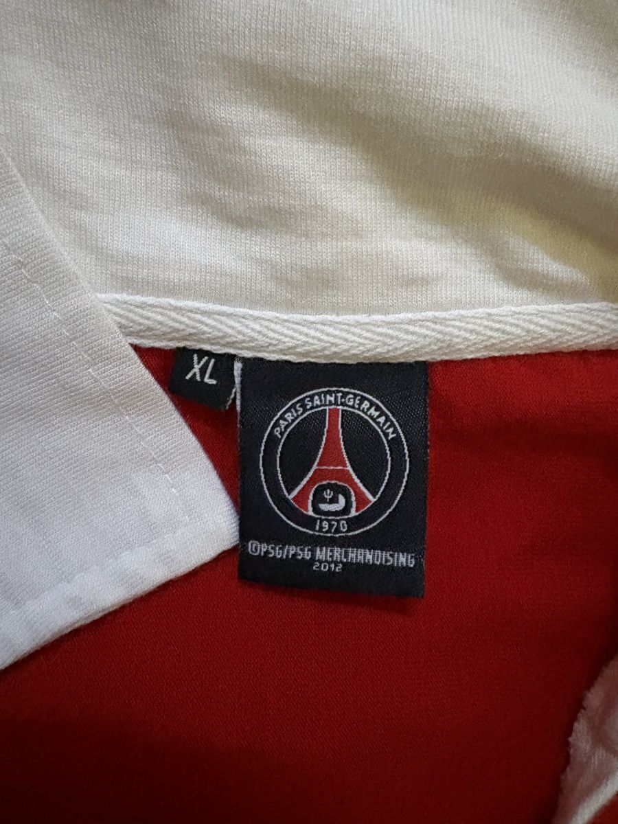 Leibchen & Hosen: Paris Saint Germain t shirt – Gebraucht aus Courrendlin von clansman1988 2