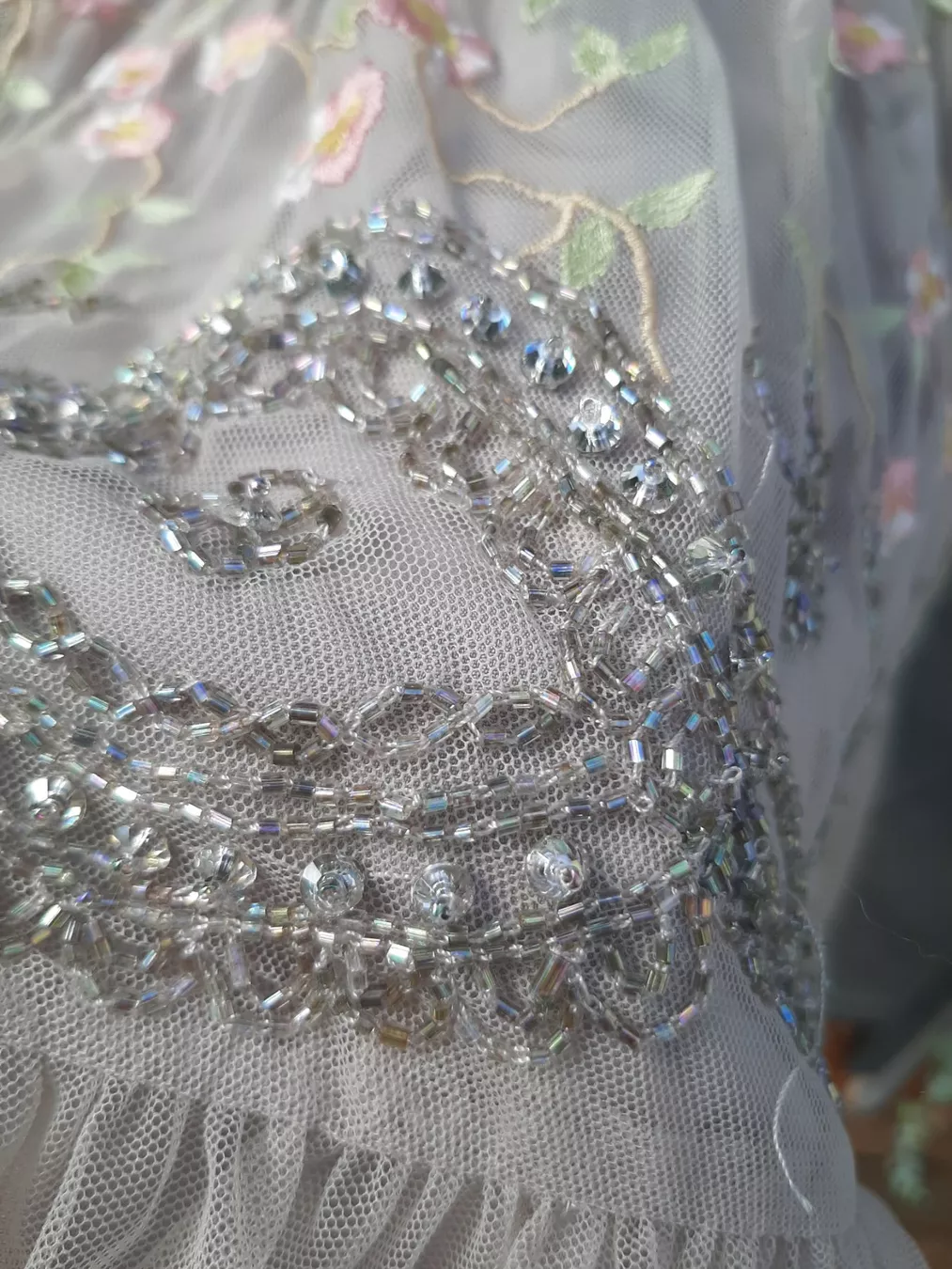 Kleider: Luxus Kleid Needle & Thread – Gebraucht aus Bern von Preloved_NILE_4.Sale 8