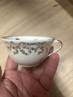 12 petites tasses à café porcelaine de limoges decor doré