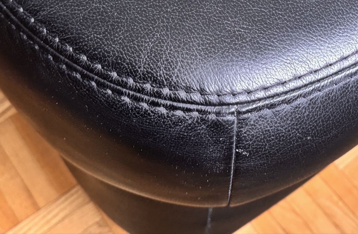 Divani: Grosse Echtleder Sofa 250X220cm – Usato da Zürich venduto da tomakomai 4