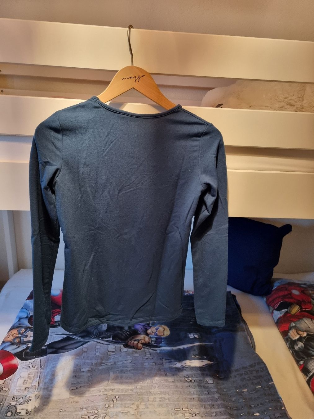 Maglioni & Felpe: Pullover Grösse 12-14 Jahre – Nuovo (secondo la descrizione) da Ostermundigen venduto da aydin014 2
