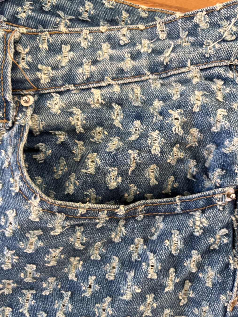 Jaded London Jeans: Jaded London distressed Jeans – Usato da Bern venduto da l_schweizer14 4