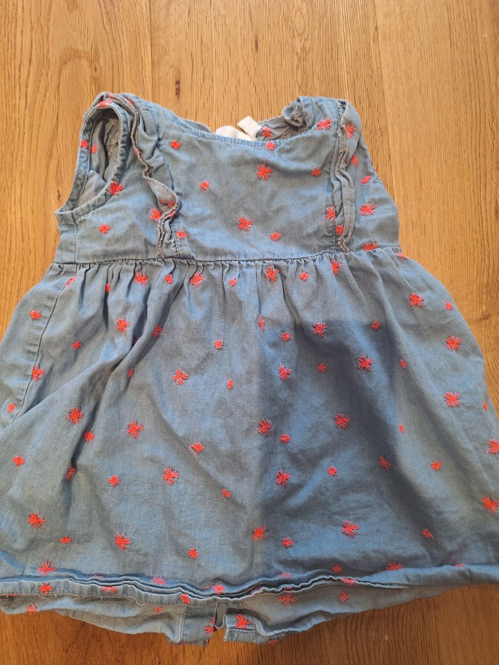 Lotti & Set di vestiti: 2 süsse Sommerkleider, Grösse 80/86 – Usato da Wangen an der Aare venduto da jan_2zxv 3