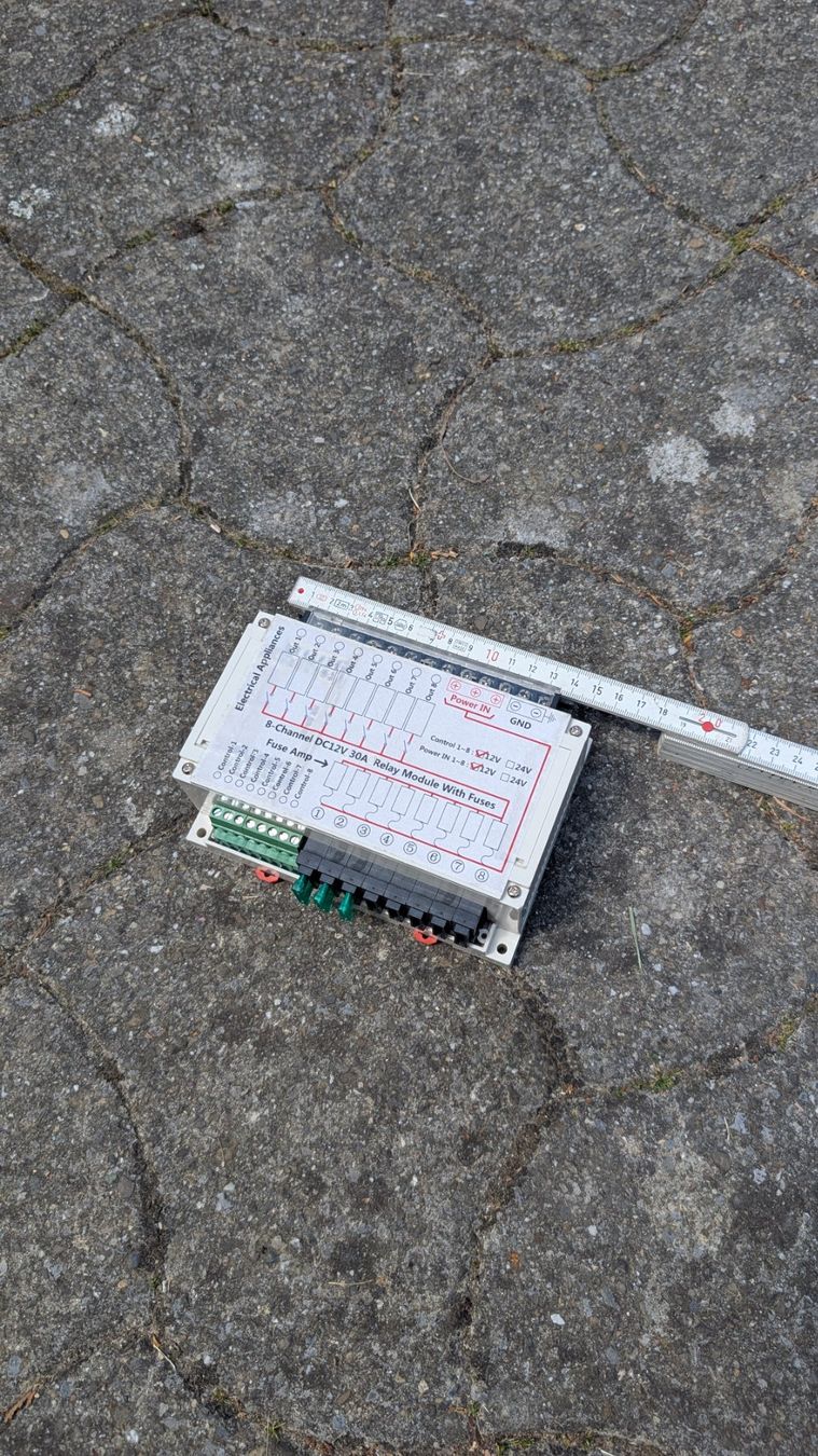 Elektronikbauteile: 8-Kanal DC12V 30A Relaismodul mit Sicherung – Gebraucht aus Münchenbuchsee von heinz-5 1