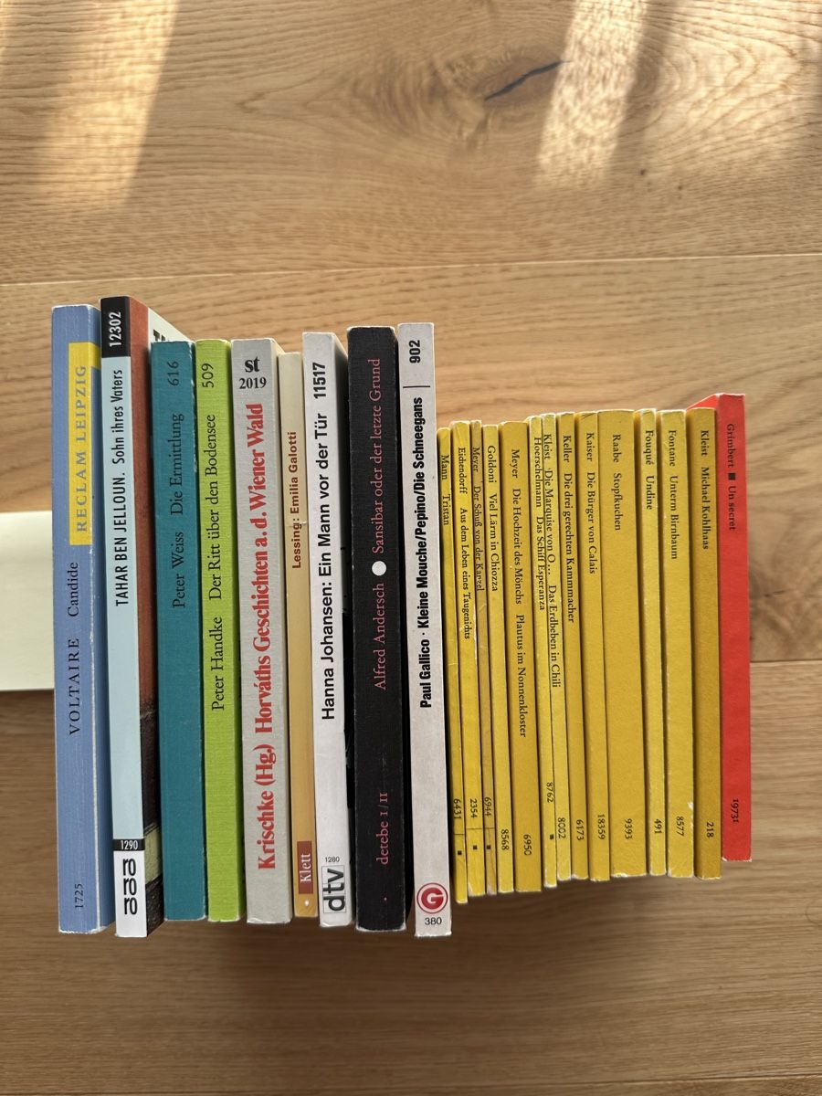 Livres: 23 Bücher – D'occasion à Ehrendingen par del_8064