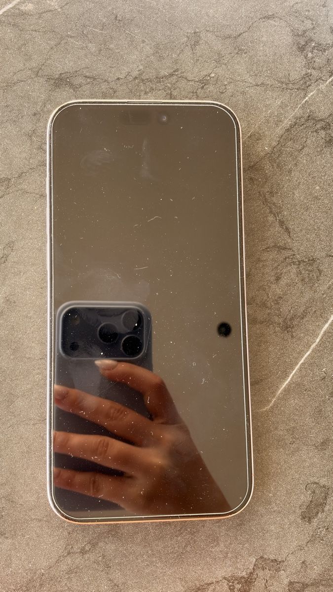 Apple Telefoni cellulari / Smartphones: iPhone 16 pro max sandstorm 512gb – Usato da Zürich venduto da ali_nf7p 7