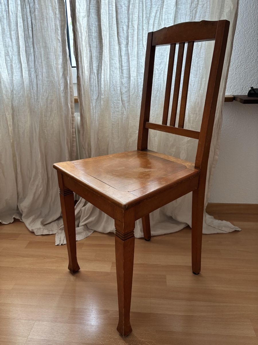 Sedie: Vintage-Holzstuhl – Usato da Bern venduto da wisemagpie 9