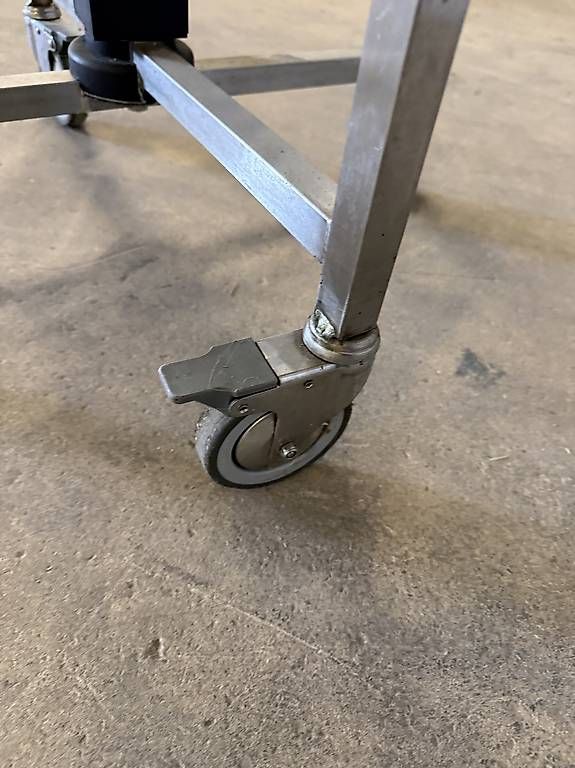 Piatti: 7x Plate Mate Tellerstapler / Tellerwagen Edelstahl  – Usato da Burgdorf venduto da dkwhummel 5