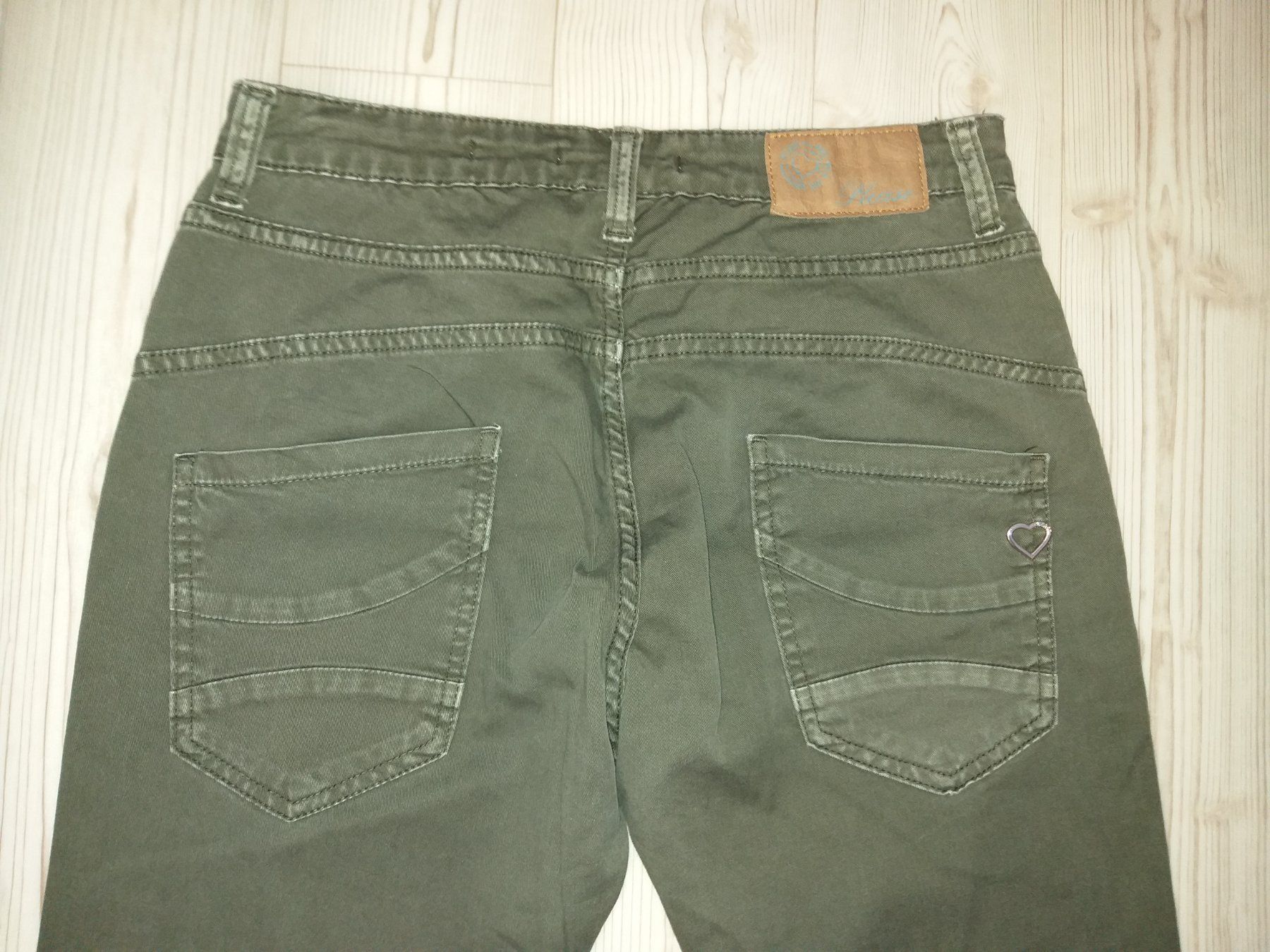 Please Jeans Jeans: Jeans PLEASE P78    Taille / Grosse S.... – Usato da Cossonay-ville venduto da Super-Price-Quality 4