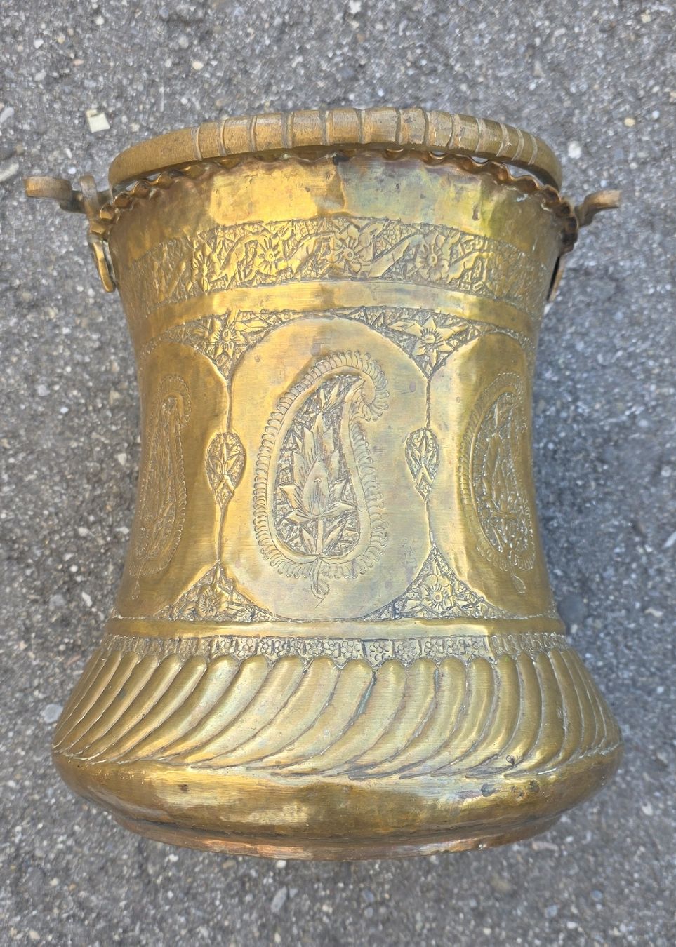 Vasen & Gefässe: Antikes Messingvase – Gebraucht aus Niederuzwil von 262305 2