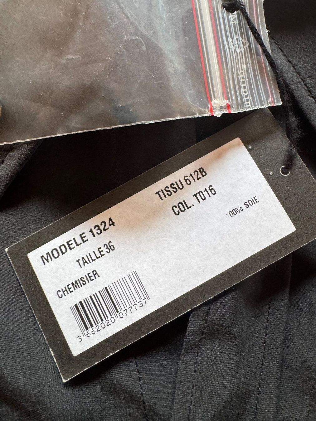 Balmain Camicette: Balmain Silk Shirt – Size 36 – Nuovo e nell'imballaggio originale da Grund b. Gstaad venduto da ReLuxe 4
