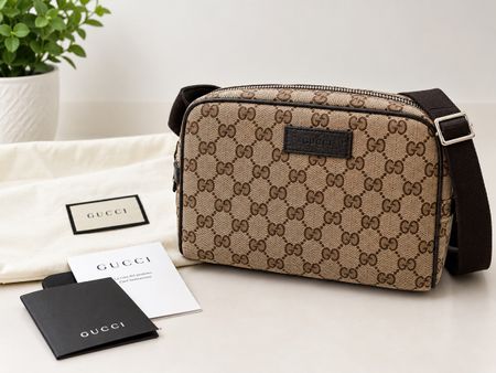 Gucci GG Canvas 