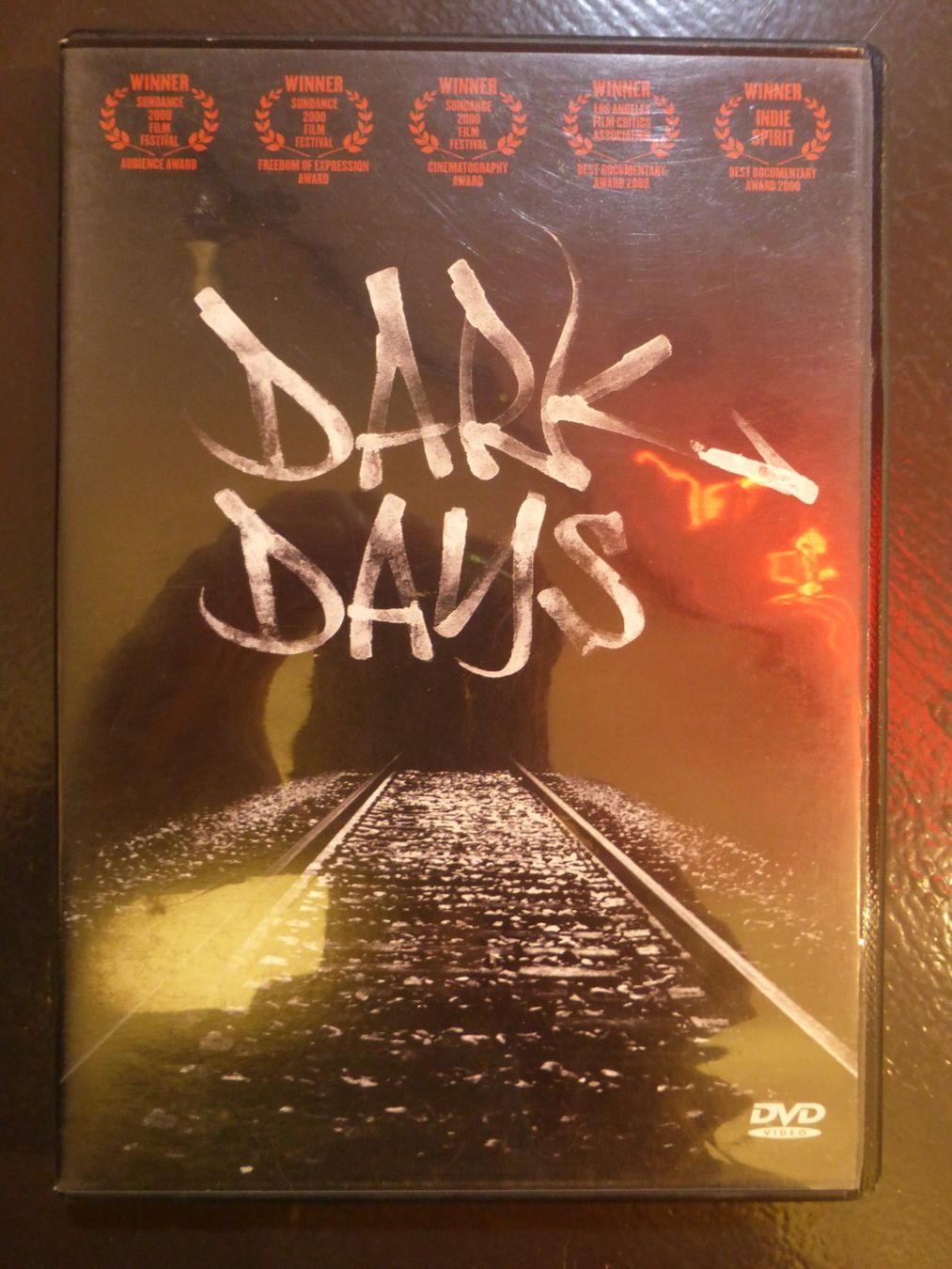 Tutti i DVDs: Dark Days Dokumentation DVD – Usato da Zumikon venduto da psisound