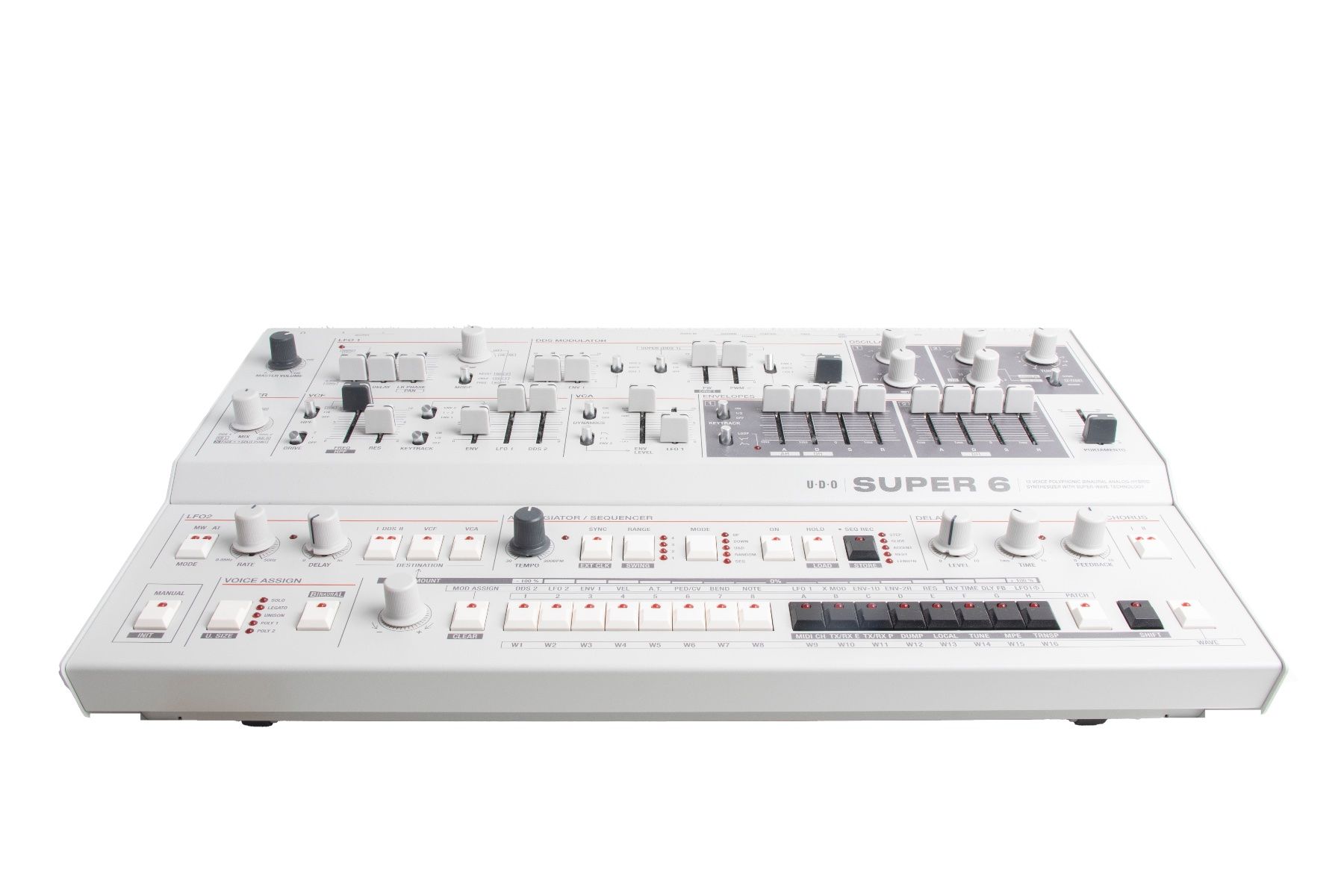 Strumenti musicali: UDO SUPER 6 Synthesizer Super6 Synth – Usato da Emmen venduto da BobbyG