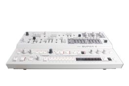 UDO SUPER 6 Synthesizer Super6 Synth