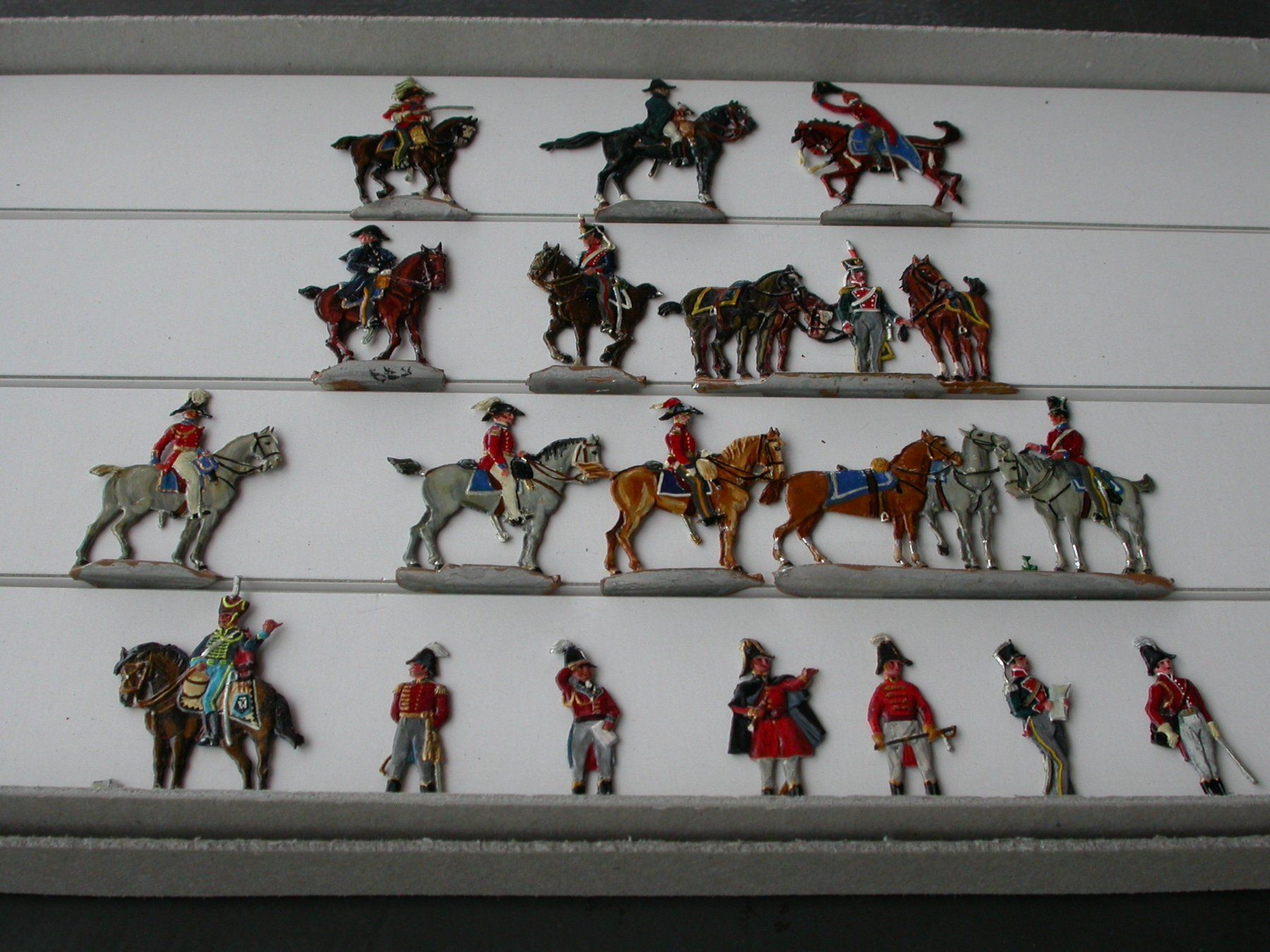 Statuette: Zinnfiguren: Englischer Generalstab um 1815 – Usato da Zürich venduto da Marcel6887