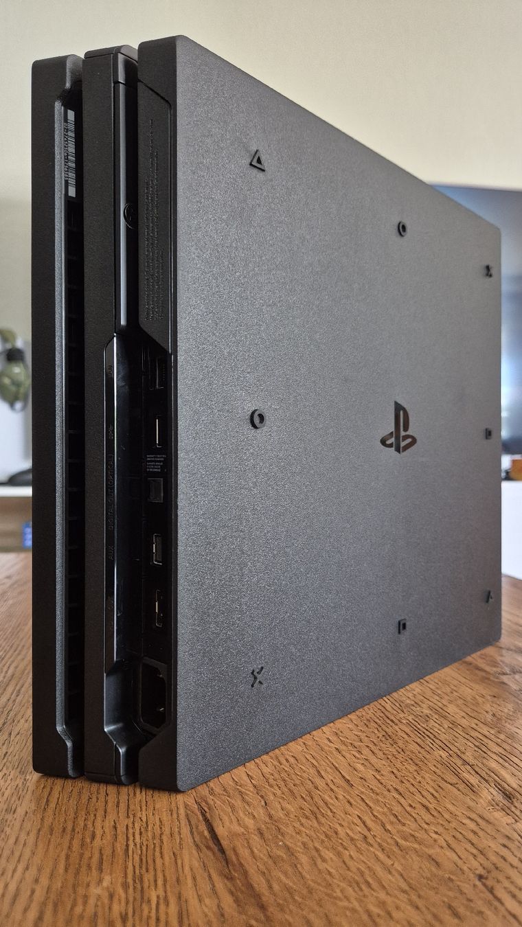 Sony Console: Sony PlayStation 4 Pro 1TB + Controller + 2 Spiele – Nuovo (secondo la descrizione) da Au SG venduto da AlenCompany 7