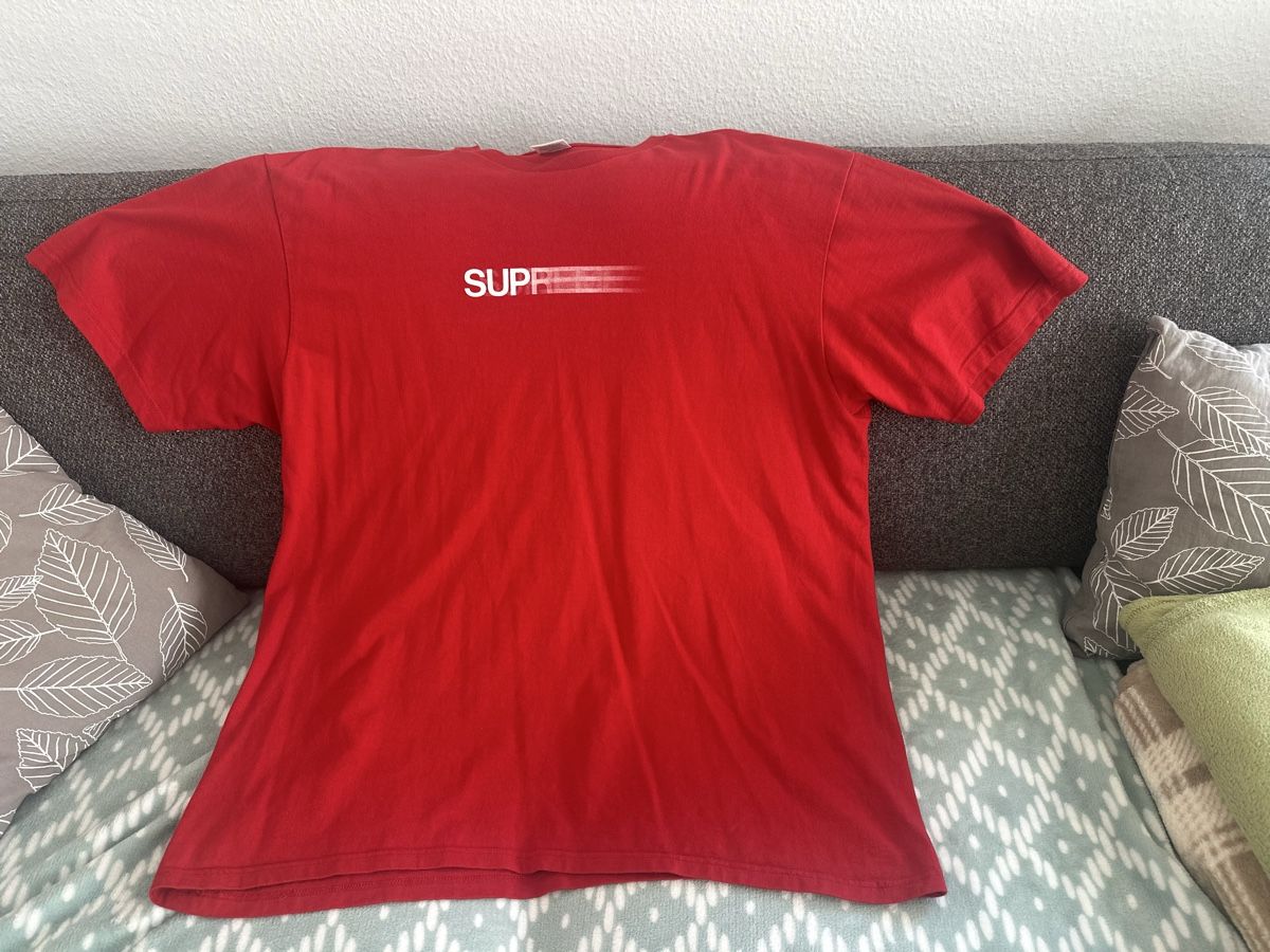 Supreme T-shirts: Supreme T-Shirt Motion Logo Red – D'occasion à Goldach par Lenny0220 2