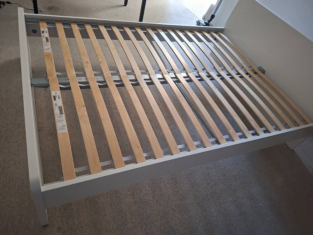 Betten: IKEA ASKVOLL bedframe – Gebraucht aus Zürich von run_zc5s 3