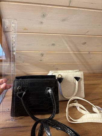 Lot de 2 sacs à main femme simili cuir noir et beige