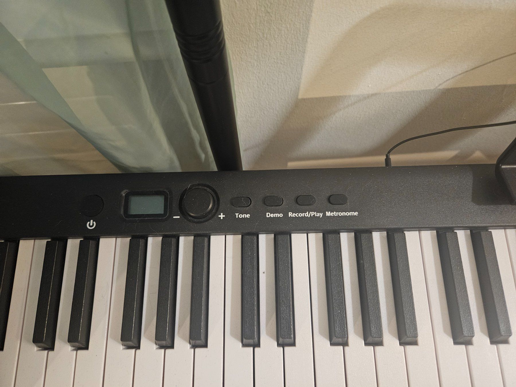 Musikinstrumente: FingerDance klappbares Keyboard 88 Tasten – Gebraucht aus Luzern von KleinkramLuzern 2