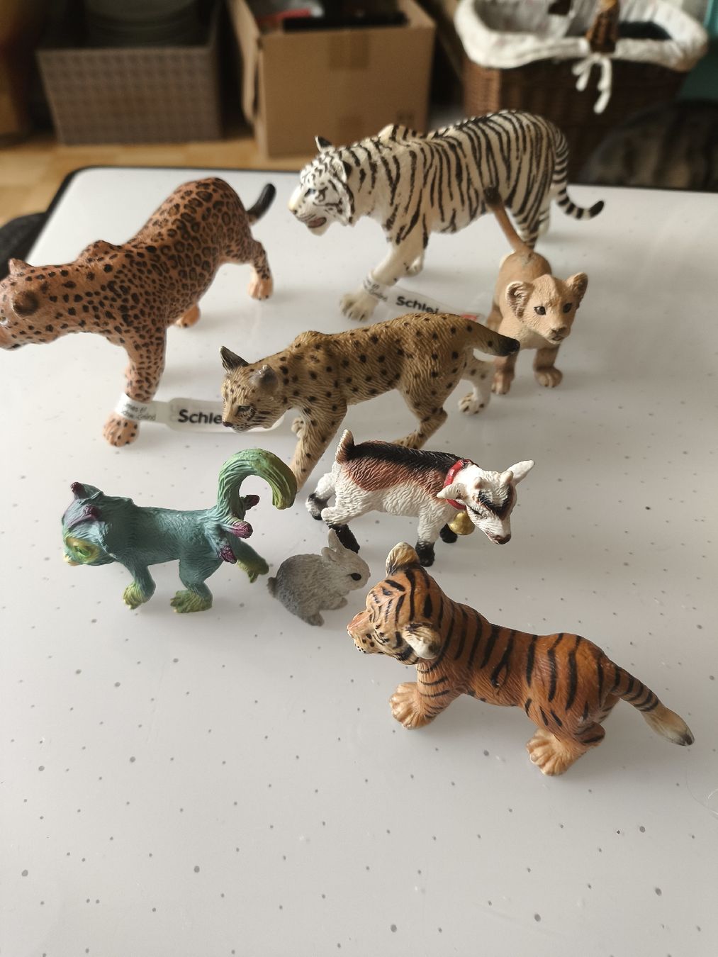 Schleich Giocattoli: Lot Schleich Tiere – Usato da Gipf-Oberfrick venduto da hituliina
