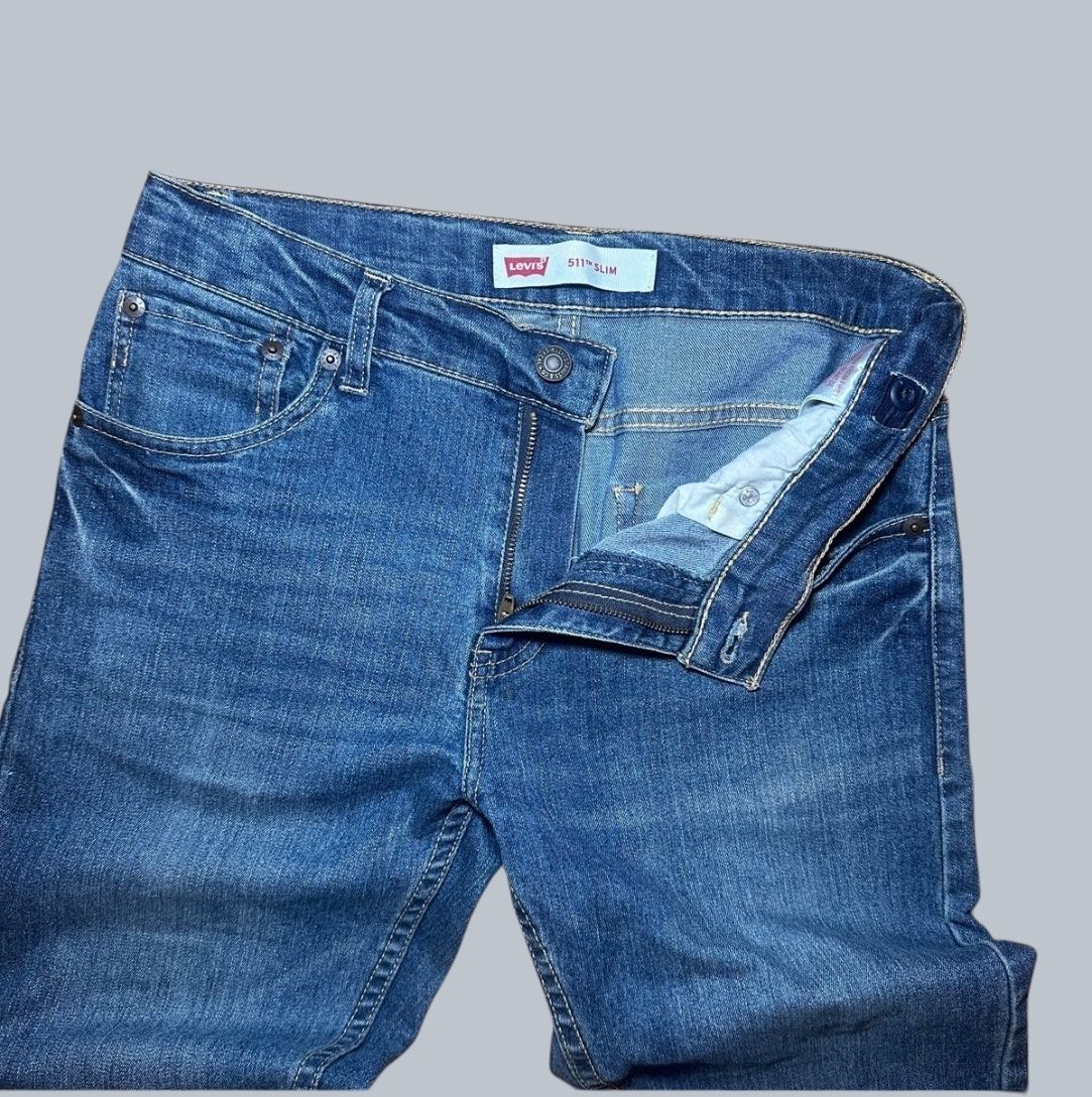 Levi's Jeans: Levi’s 511 jean slim – Usato da Genève venduto da naako131 2