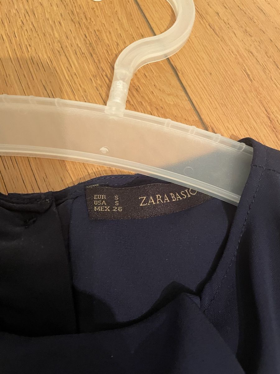 Zara Blusen: Bluse Ärmellos – Neu (gemäss Beschreibung) aus Balgach von sei_s6d7 2