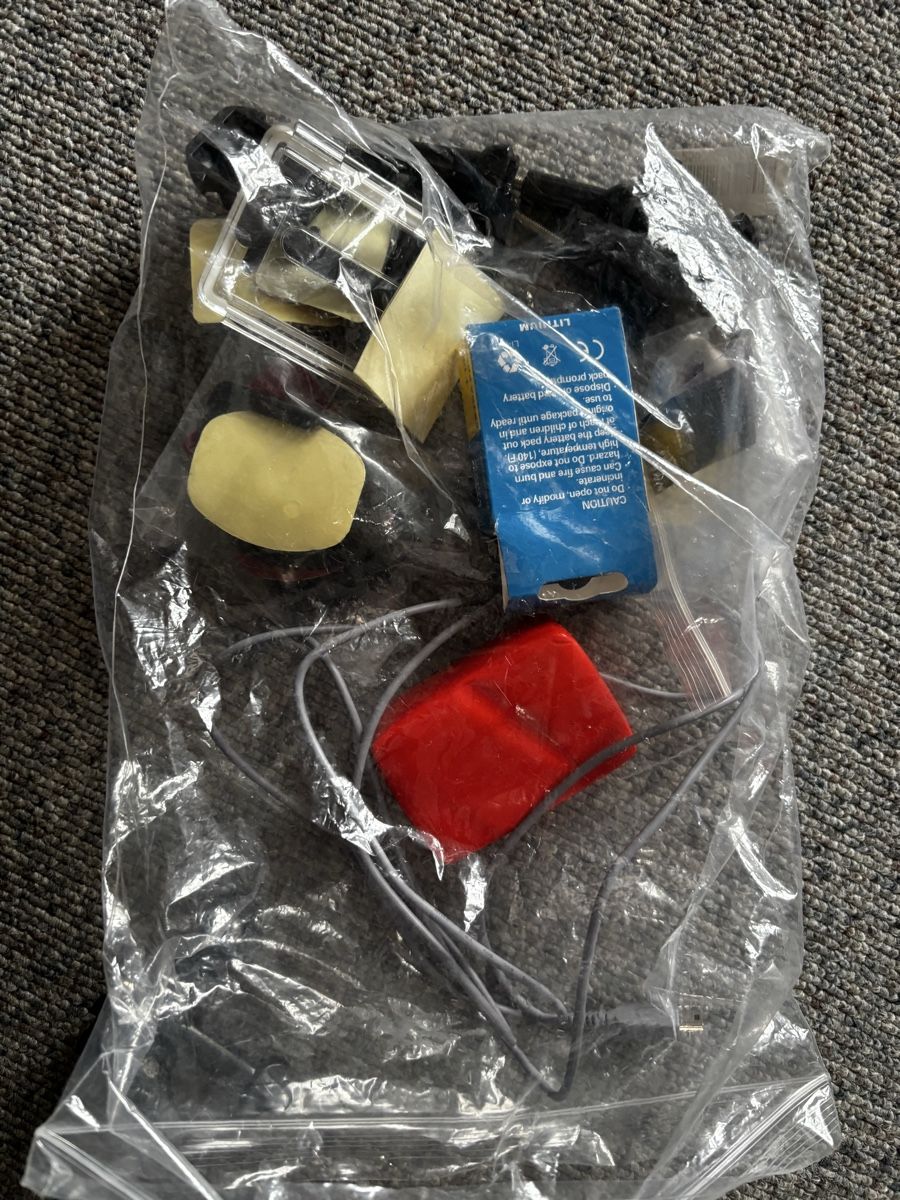 Gopro Action Cam: GoPro Hero 3 Set – Usato da Steffisburg venduto da Loris_hae 3
