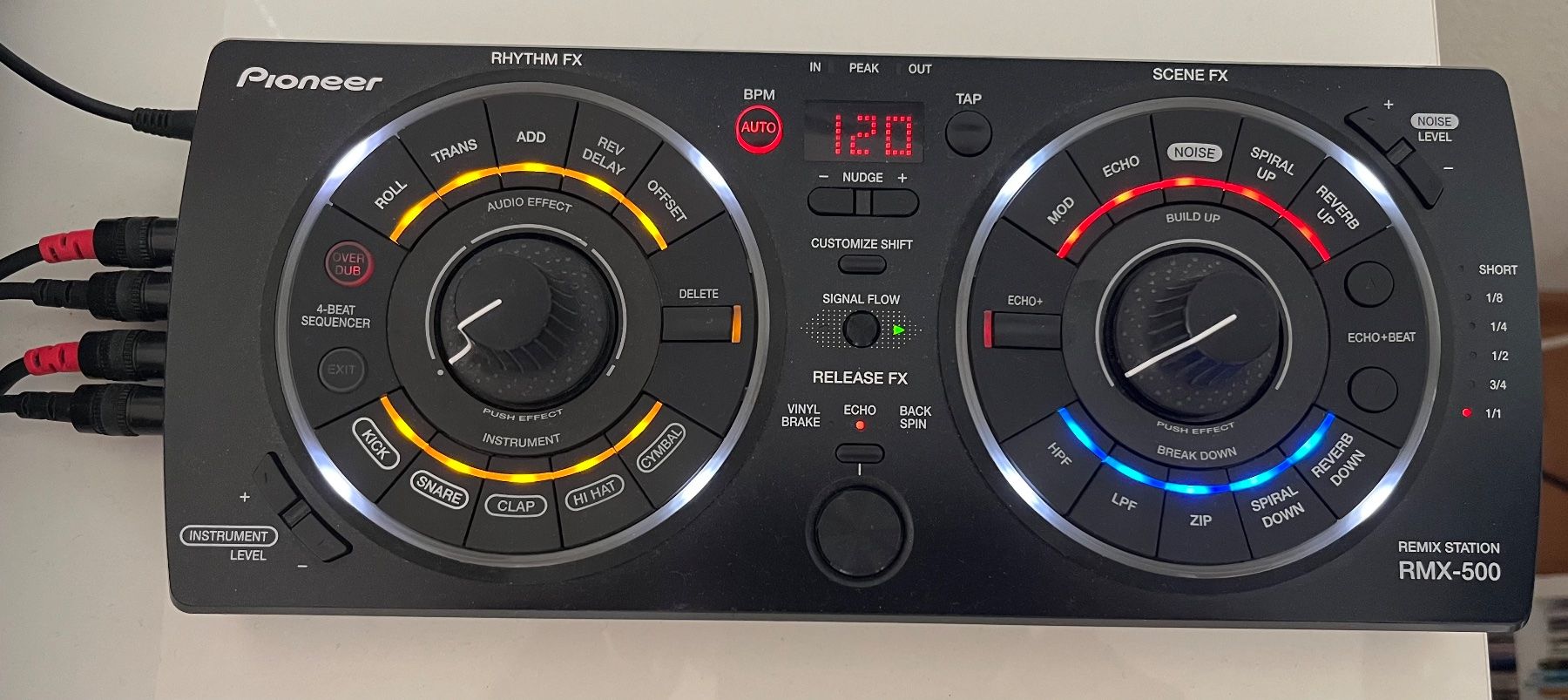 Pioneer Console di mixaggio: Pioneer RMX-500 Remix Station Effektgerät – Usato da Dübendorf venduto da oli_q9hr