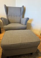 „Strandmon“ Ikea Sessel und Hocker - neuwertig 