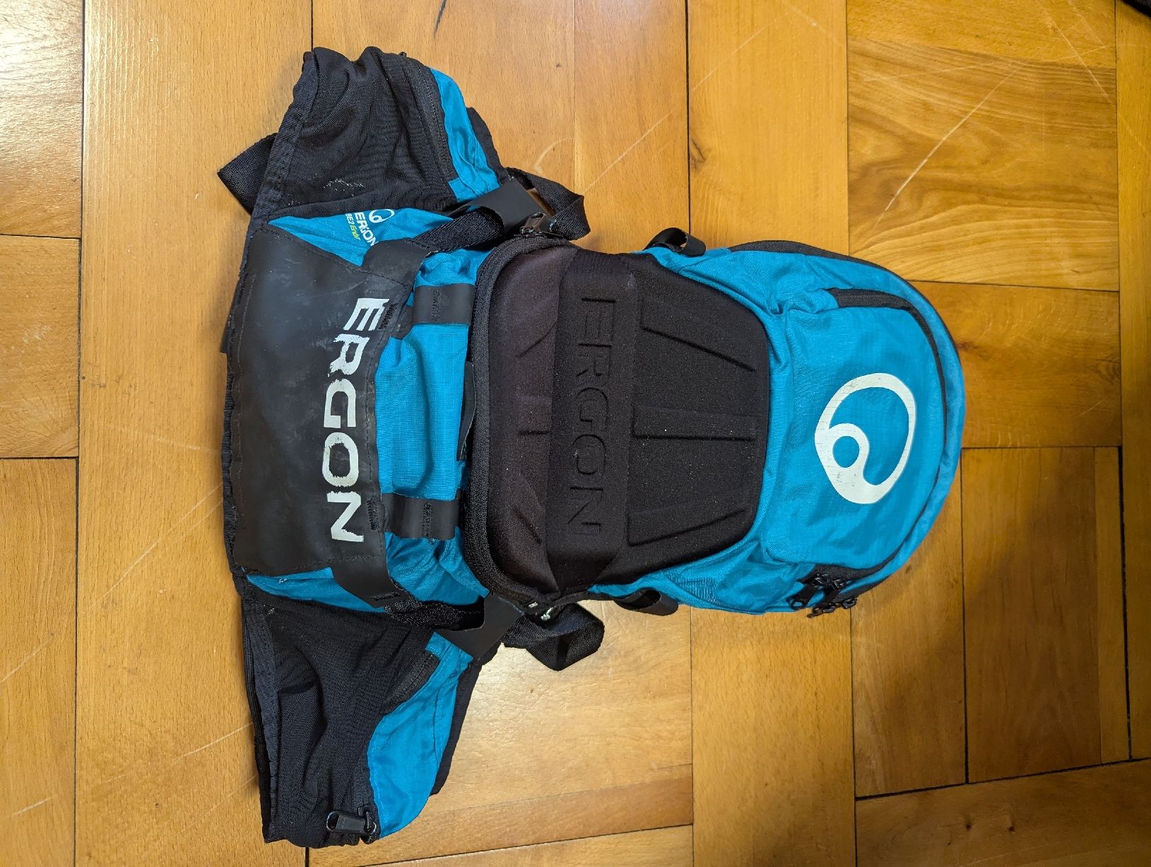 Ergon Zaini: Ergon BE1 Enduro MTB Rucksack mit Trinkfach – Usato da Stans venduto da angelajanequick