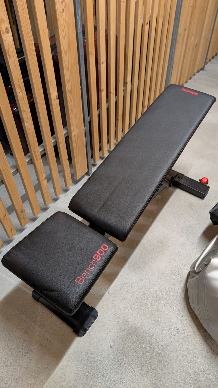 Decathlon Hometrainer: Decathlon Bench900 Training Bench good condition – Gebraucht aus Horgen von Robjohnch 1