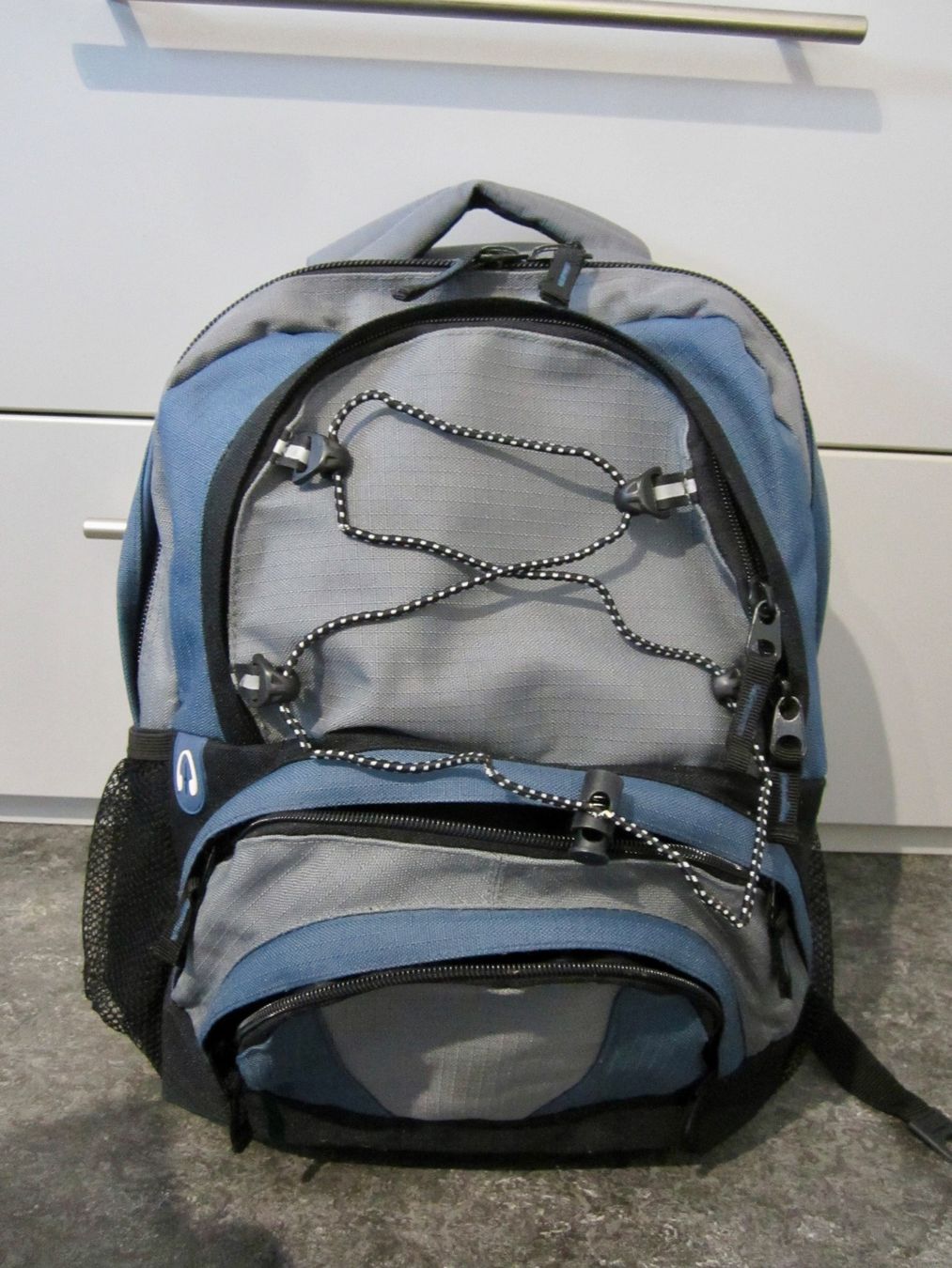 Zaini: Rucksack mit 5 Fächer und 2 Seitentaschen – Nuovo (secondo la descrizione) da Pratteln venduto da TT-Rudi