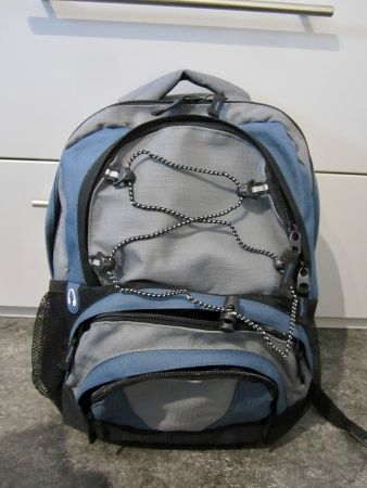 Rucksack mit 5 Fächer und 2 Seitentaschen