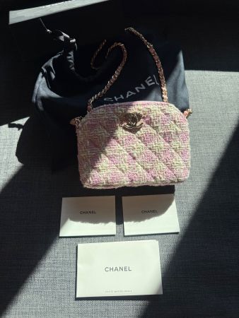 Chanel VIP Gift Pink Tweed Houndstooth Mini bag