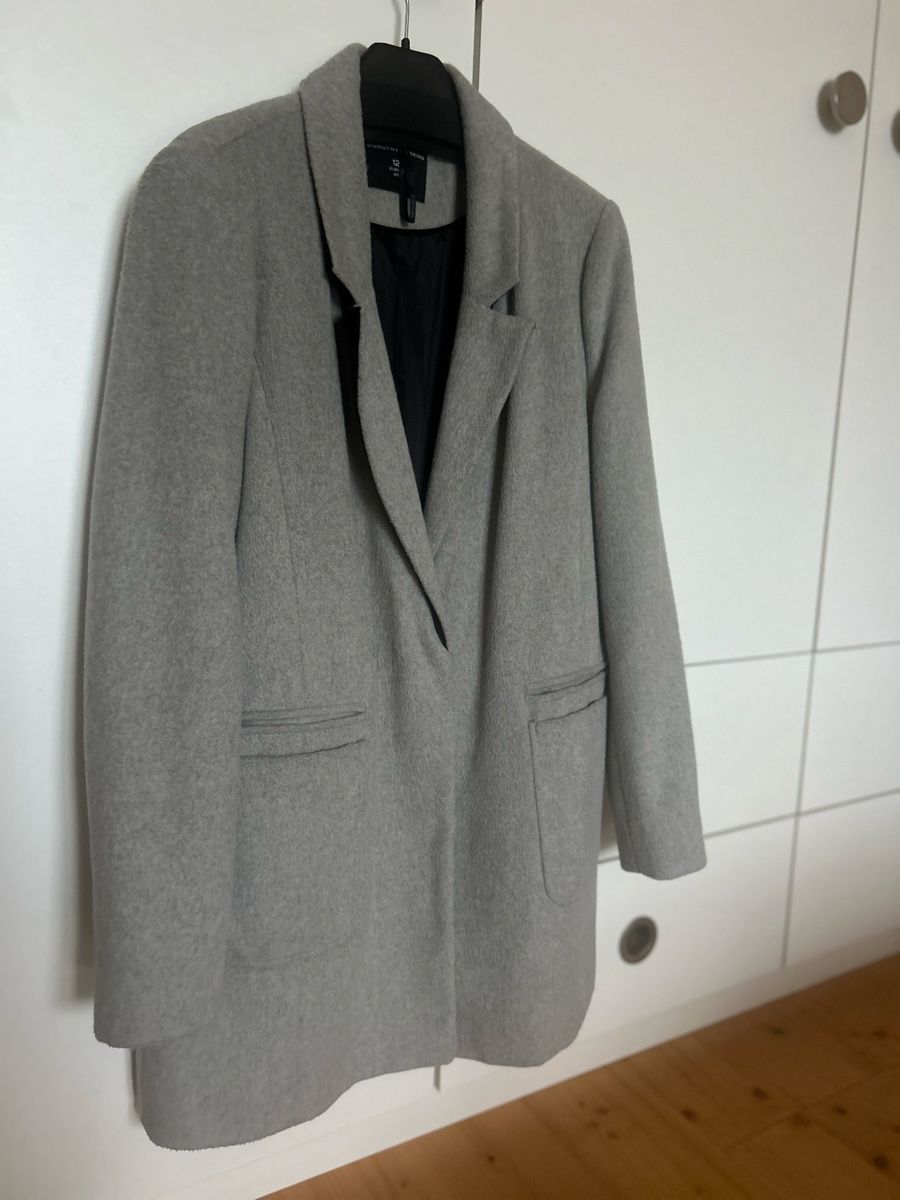 Cappotti: Damen Mantel grau Grösse 40 – Usato da Frenkendorf venduto da ana_h7dx 1