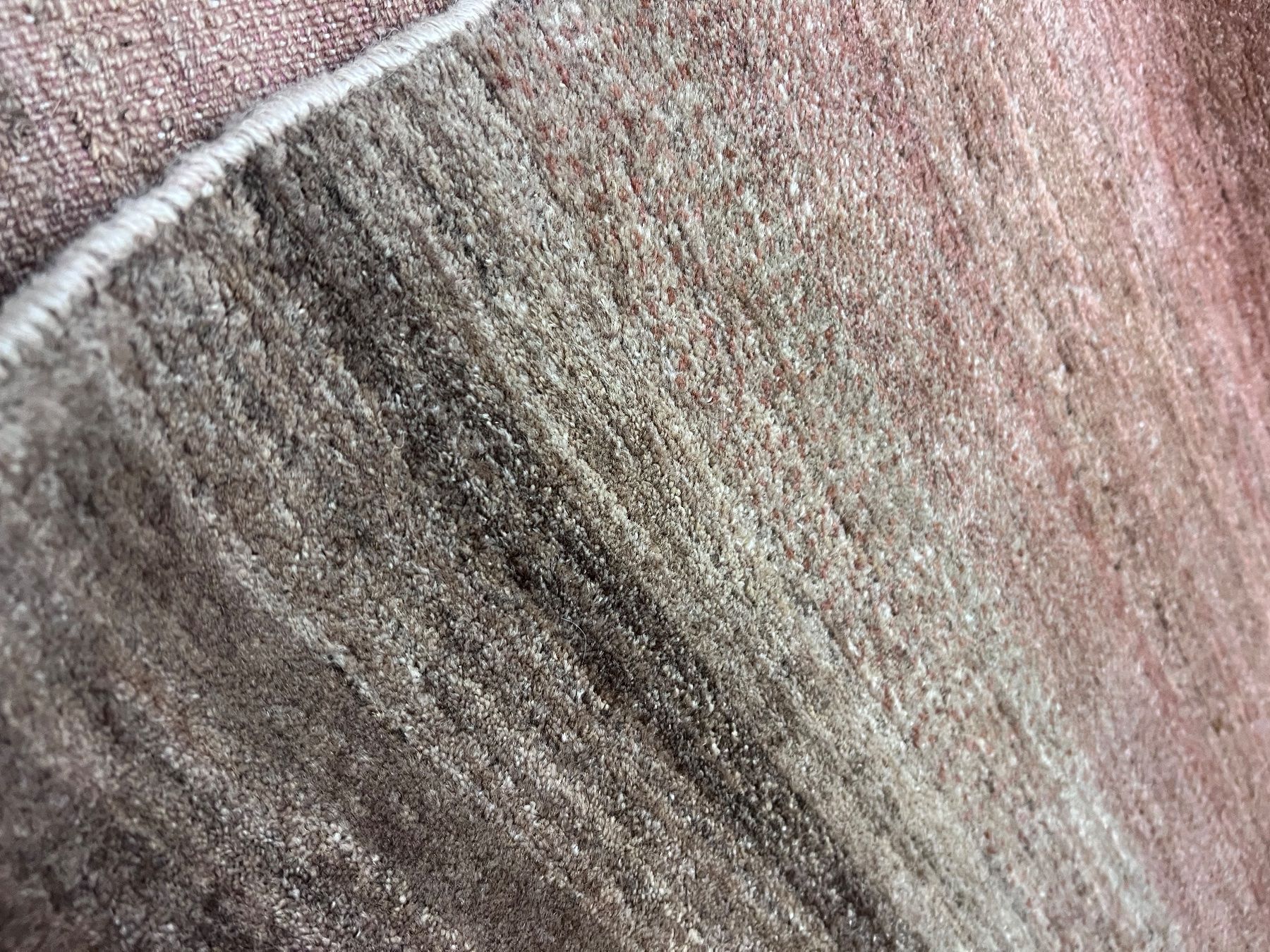 Tappeti: Wollteppich mit Farbverlauf rosa- braun – Usato da Windisch venduto da andreaeliane 5