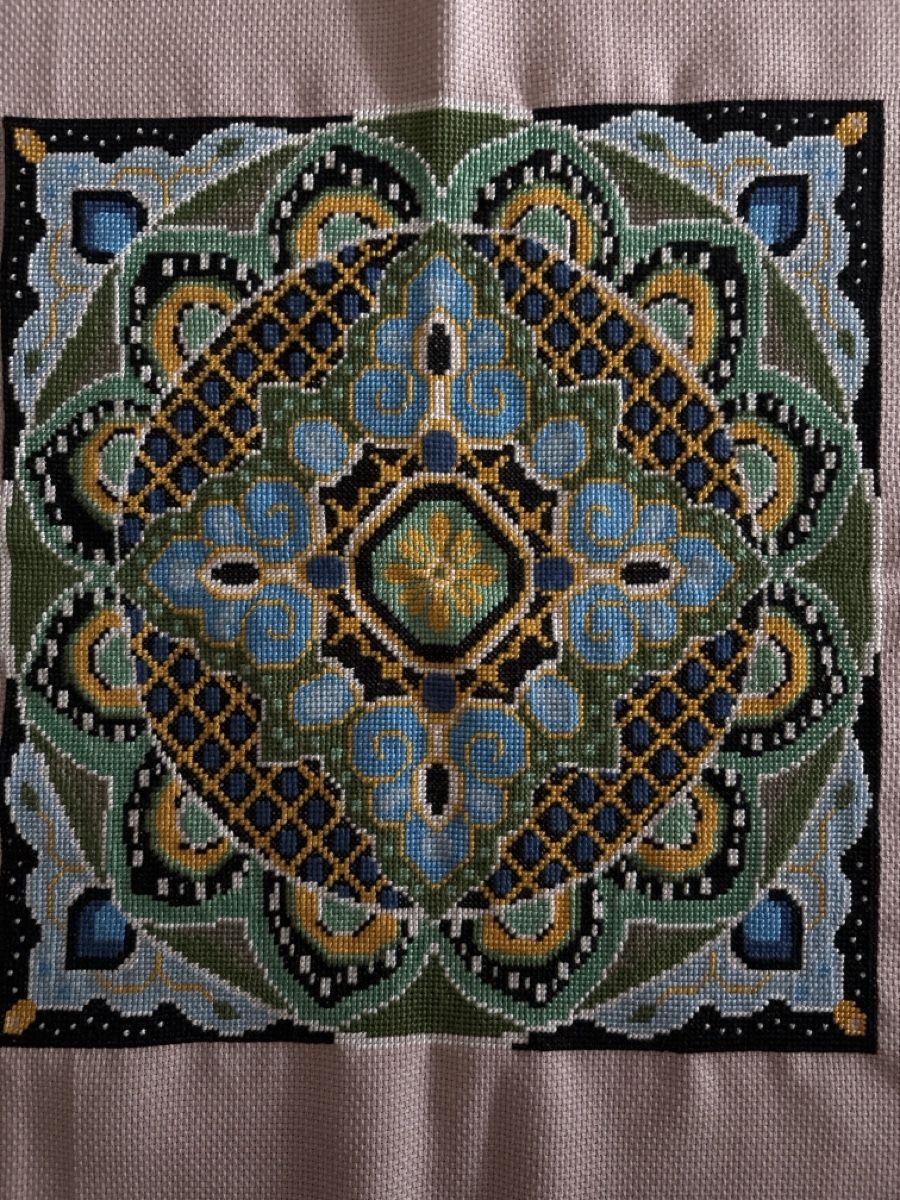 Coussins: Handgesticktes Kissen oder Tischdecke  – Neuf avec emballage d'origine à Bellinzona par LuganoBoutique