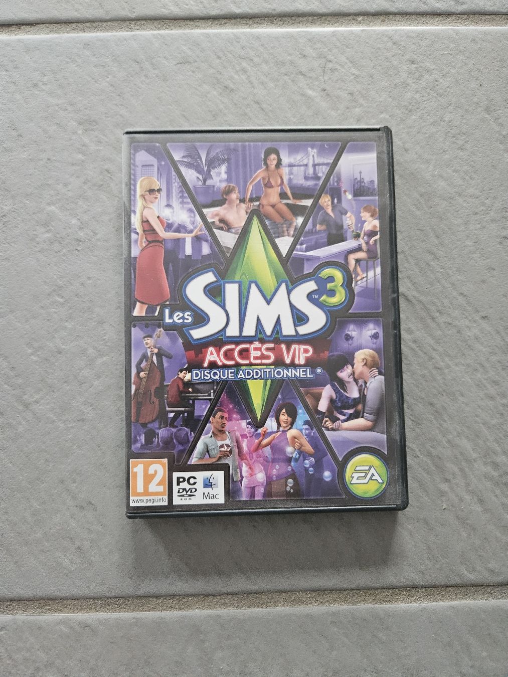 Giochi: Kit SIMS 3 accès VIP – Usato da Fontenais venduto da zizatie