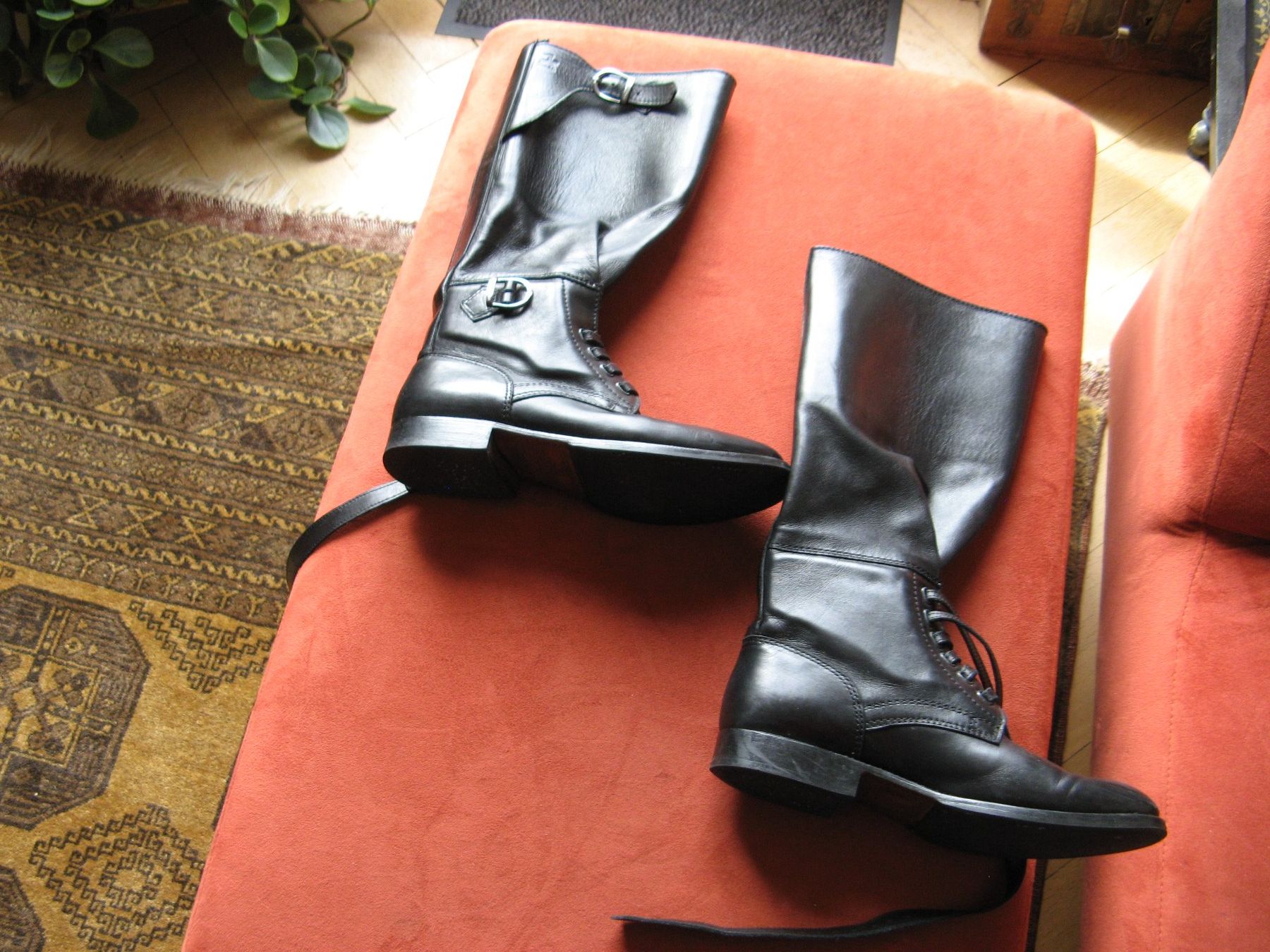 Scarpe da donna: schwarze Stiefel Ludwig Ritter Gr. 39 – Usato da Zürich venduto da apil 1