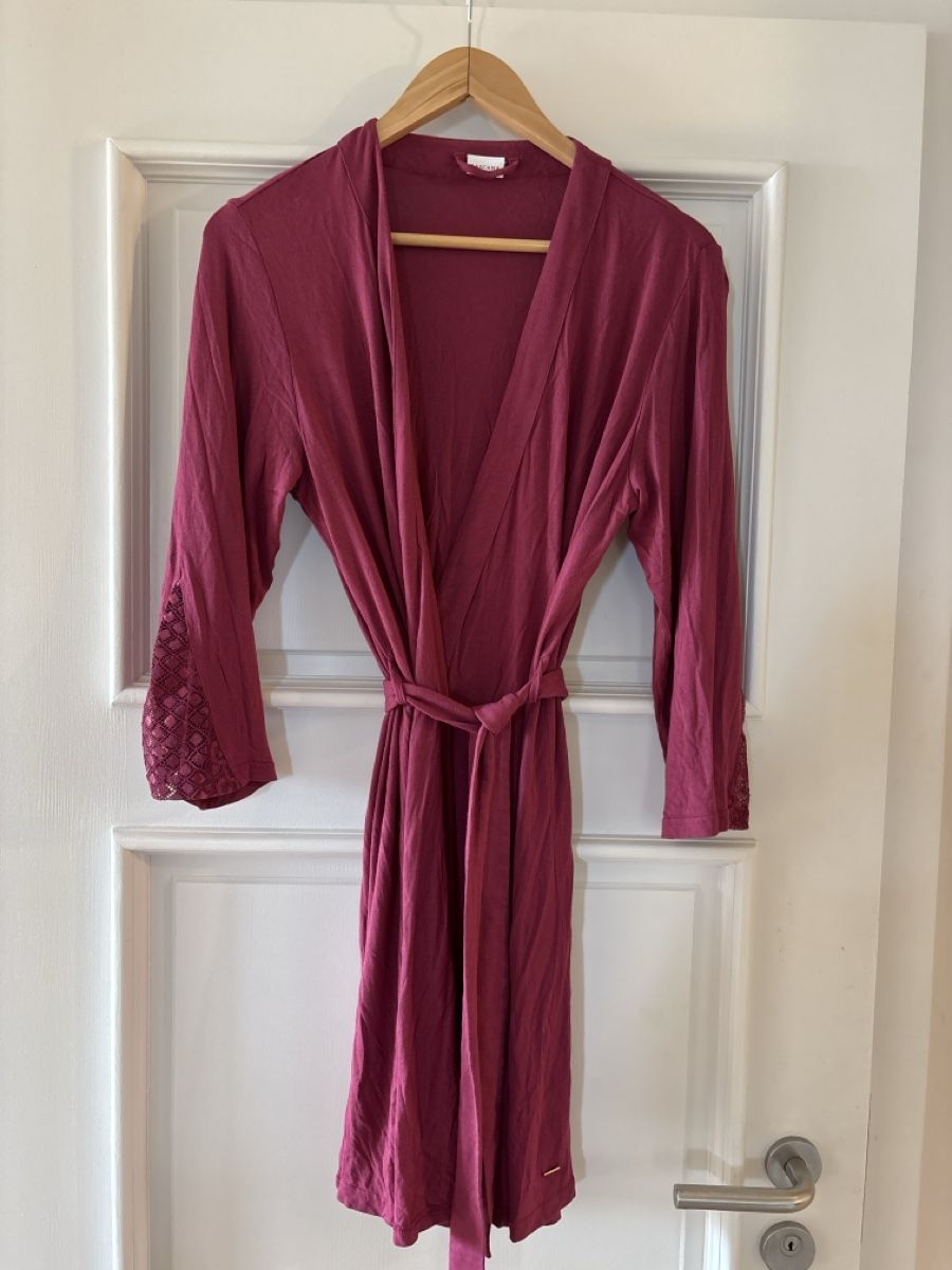 Lascana Negligees & Pyjamas: LASCANA S déshabillé viscose – Gebraucht aus Arbaz von nin_zqc6