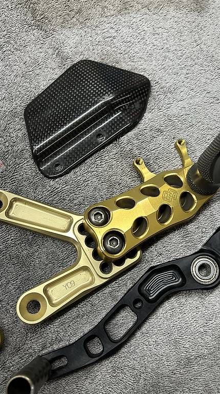 Alle Motorradersatzteile: Commandes reculées Gilles Tooling AS31GT-Y09 dorées – Gebraucht aus Bussigny von axe_t2gd 1