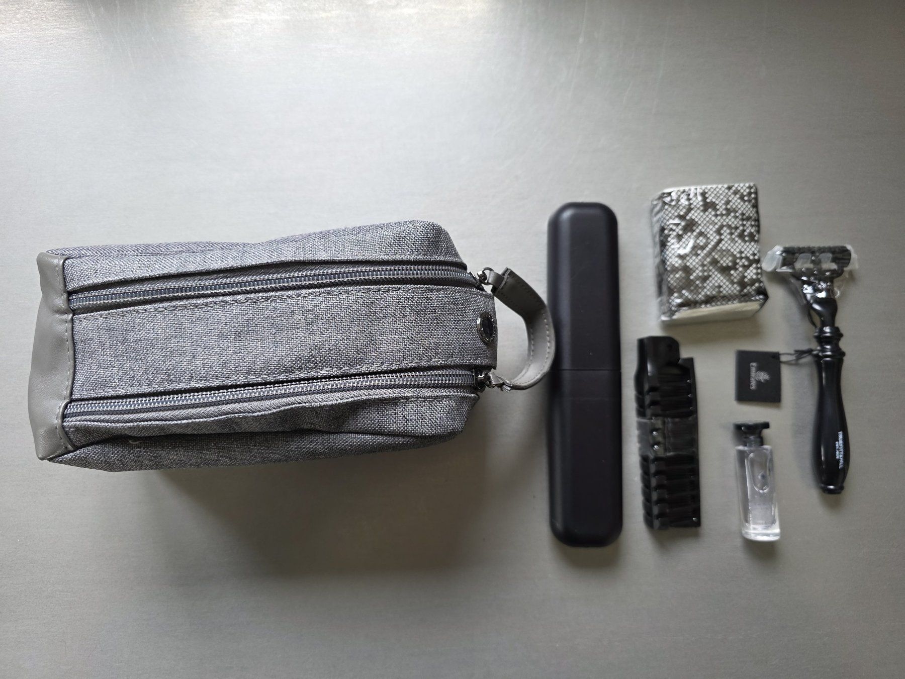 Kosmetikkoffer: Emirates Business Class Amenity Kit Men – Neu (gemäss Beschreibung) aus Möriken AG von Flamingo73 4