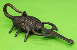 Skorpion Vorhängeschloss aus Bronze Sternzeichen