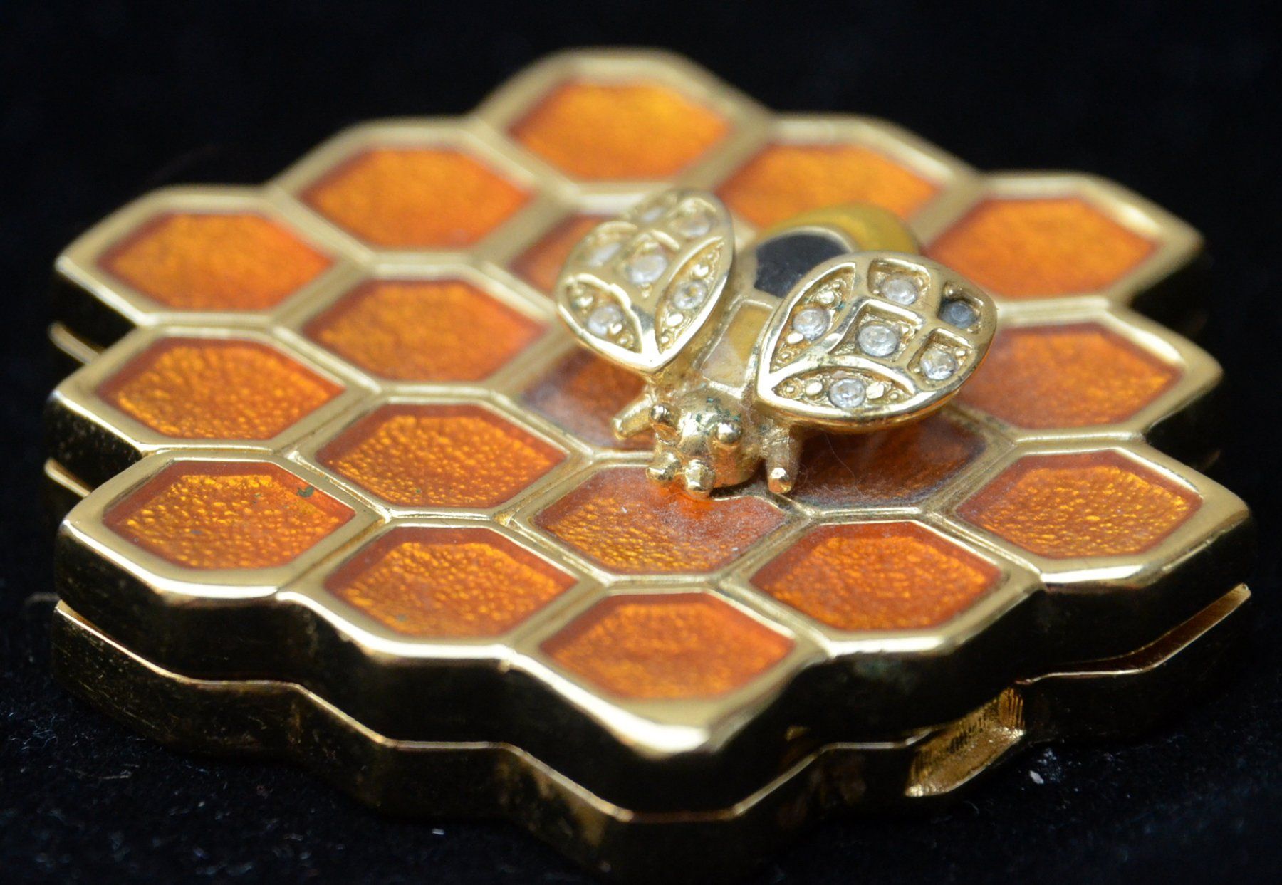 Estée Lauder Profumi & Eau de Toilette: Estée Lauder Honeycomb Knowing Solid Perfume 1994 – Usato da Collonges venduto da arashee 1