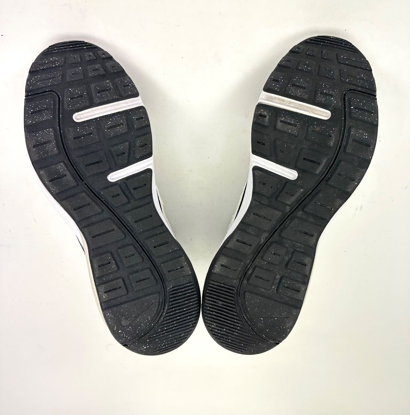 Nike Scarpe da uomo: Nike Max Air Schwarz/Weiss, Grösse 45 – Nuovo e nell'imballaggio originale da Basel venduto da LynnundPepe 5